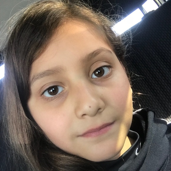 Meet your Posher, Isabel - Picture 1 of 1